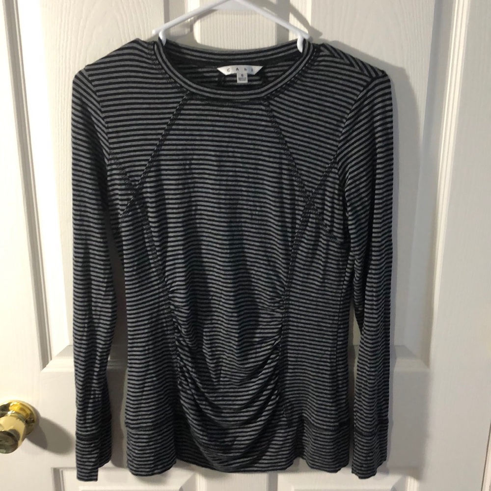 Cabi Women’s Long Sleeve Shirt. Great Condtion!!